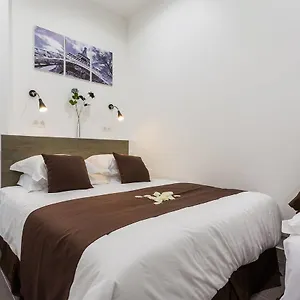 Le Logis De Montmartre Apartamento París